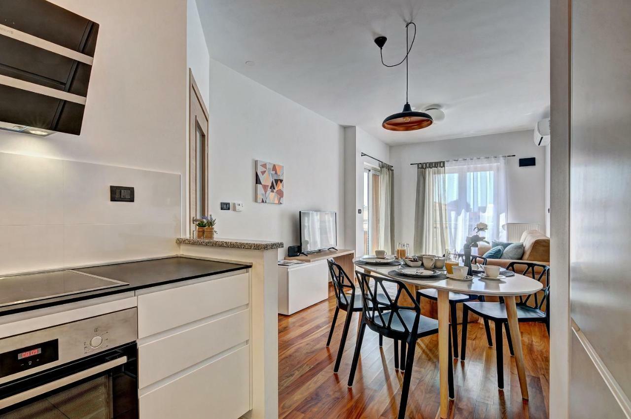 Pr Apartment Fažana Esterno foto