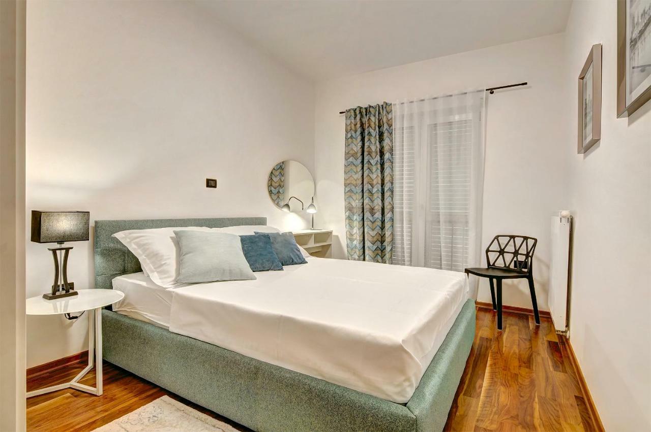 Pr Apartment Fažana Esterno foto